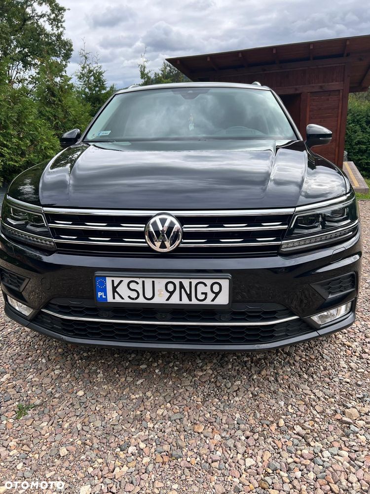 Volkswagen Tiguan - 1