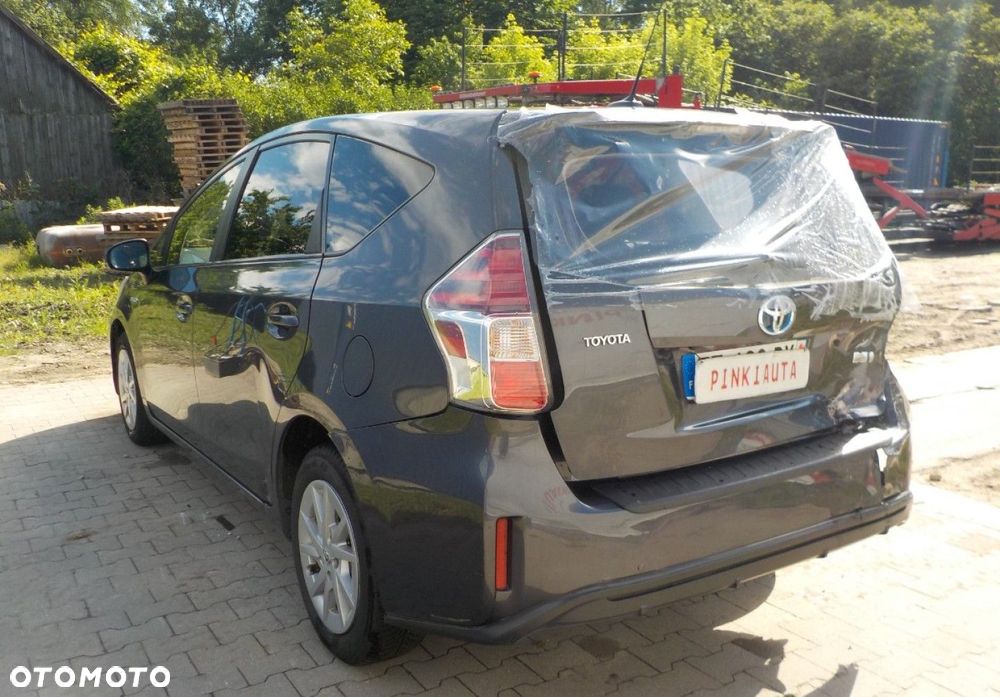 Toyota Prius+ - 12