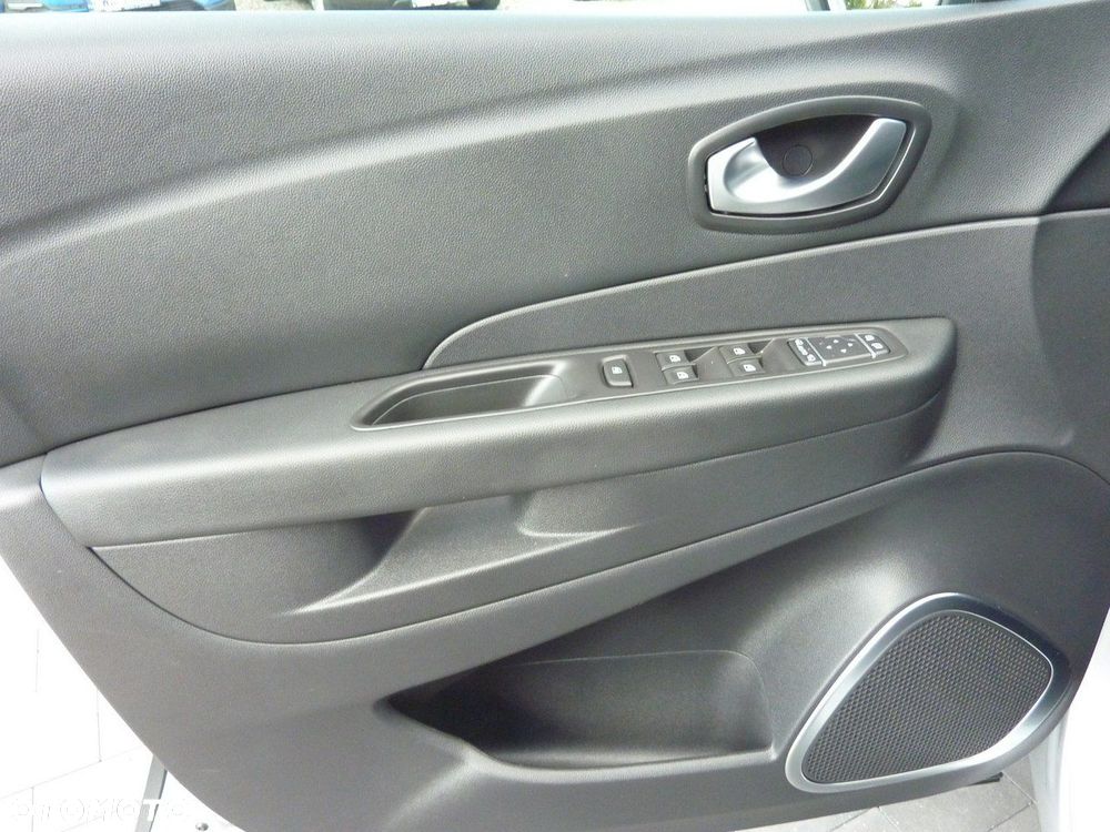 Renault Captur - 33