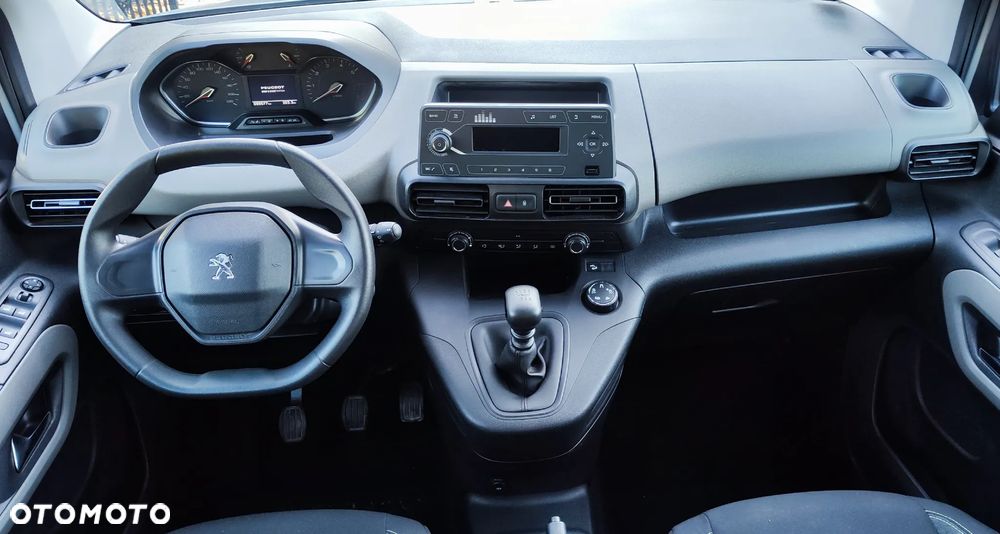 Peugeot Rifter - 15