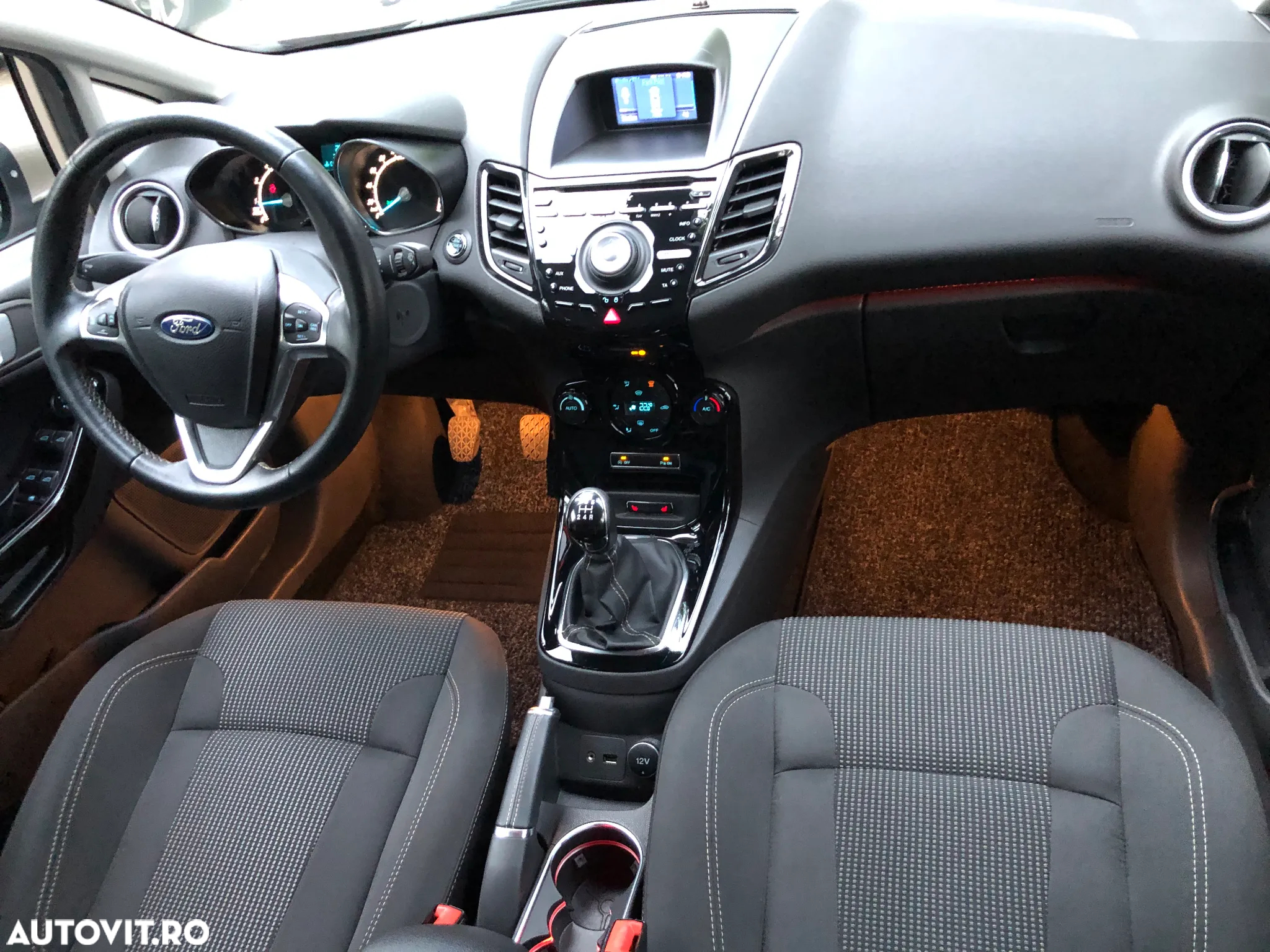 Ford Fiesta 1.0 Start Stop Titanium - 17