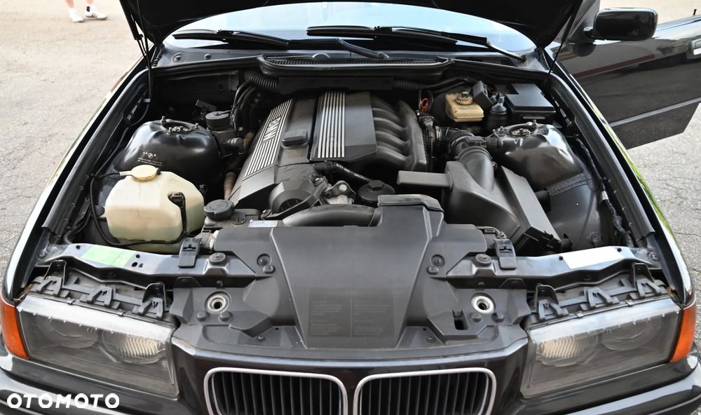 BMW Seria 3 - 35