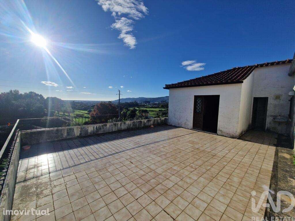 Moradia isolada T4 em Santa Marta de Portuzelo de 100 m2 - Grande imagem: 5/37