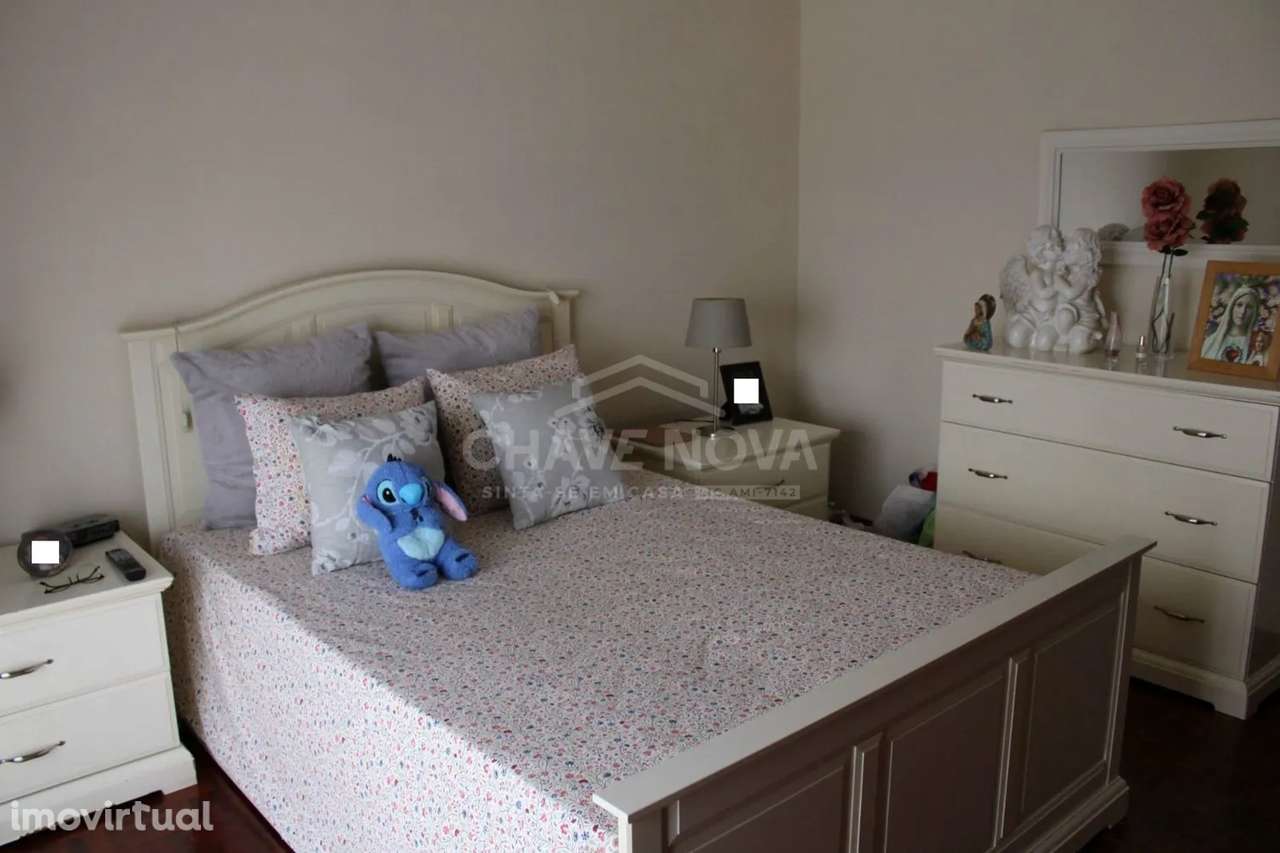 Moradia V4+Office, Pedroso, Jardim, Garagem, Próxima A29 - Grande imagem: 4/24