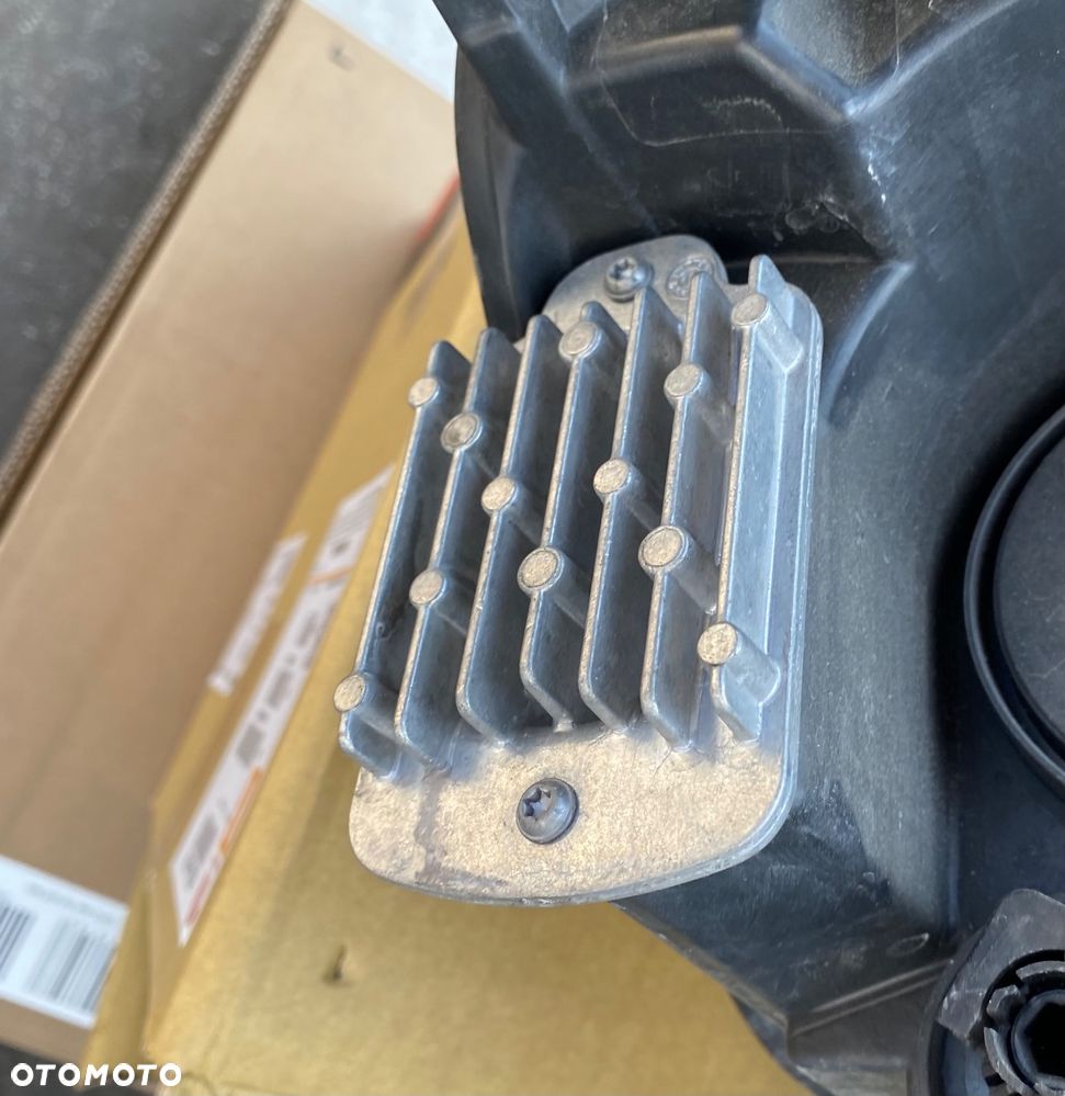 FORD KUGA 3 III MK3 LAMPA PRZEDNIA LEWA LED LEDOWA REFLEKTOR LEWY PRZEDNI PRZÓD LED  LEDOWY SOCZEWKA EUROPA LV4B-13E015-CD  LV4B13E015CD FULL LED - 12