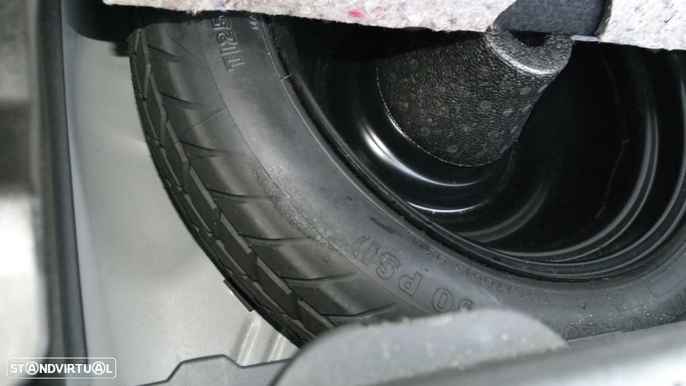 Toyota Yaris 1.0 VVT-i Comfort+AC+VSC - 37