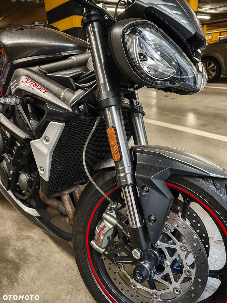 Triumph Street Triple - 7