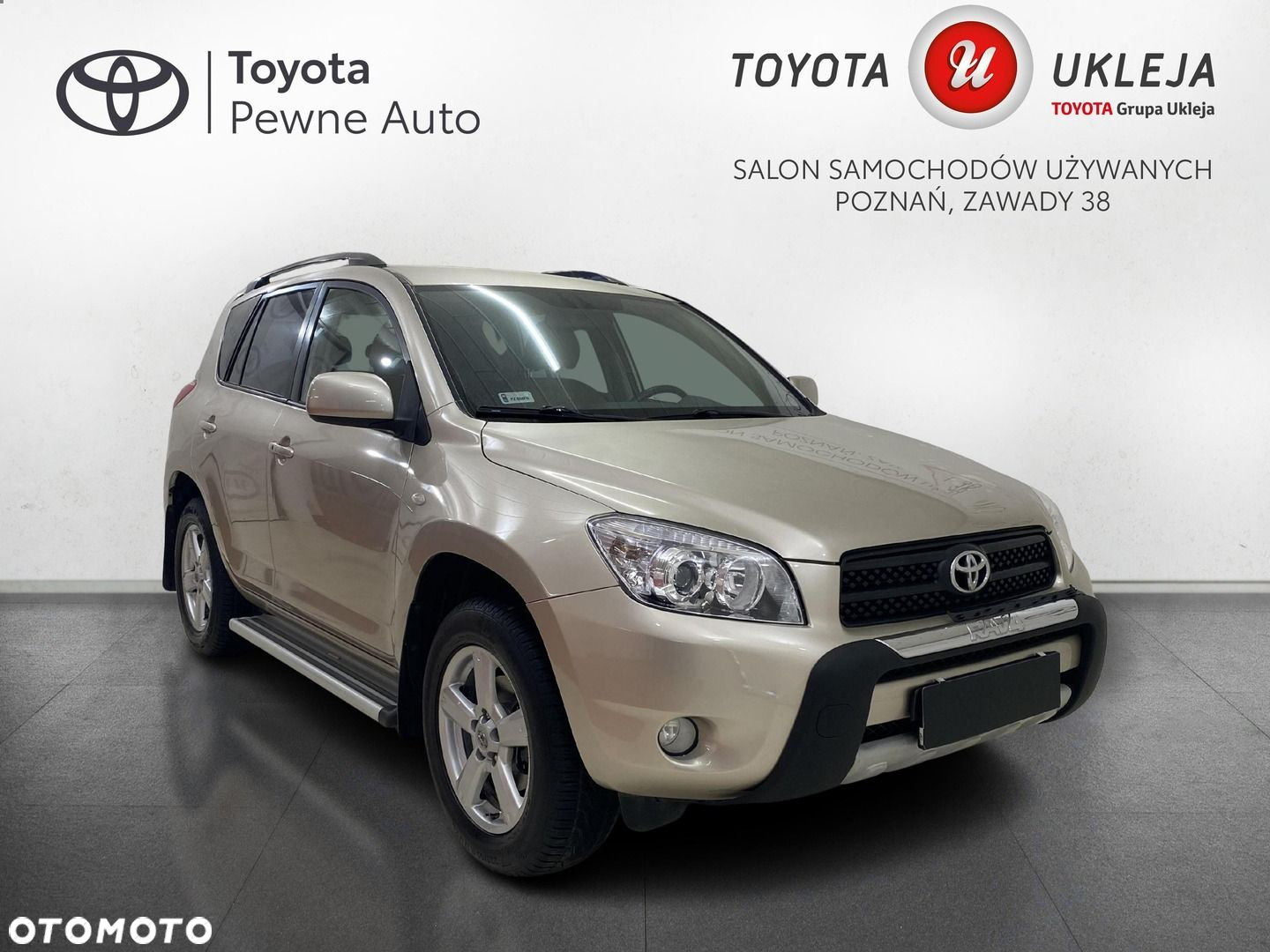 Toyota RAV4 - 8