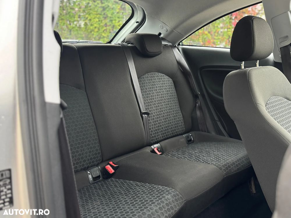 Opel Corsa 1.4 Innovation - 13