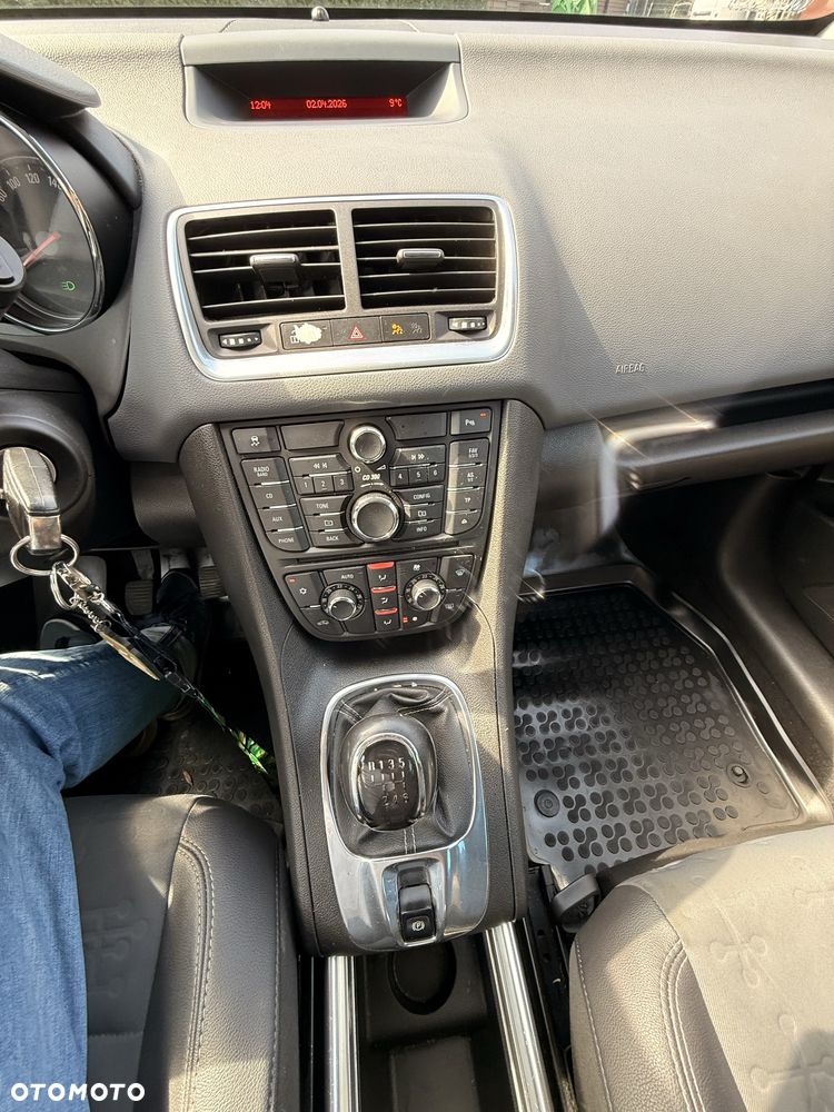 Opel Meriva - 8