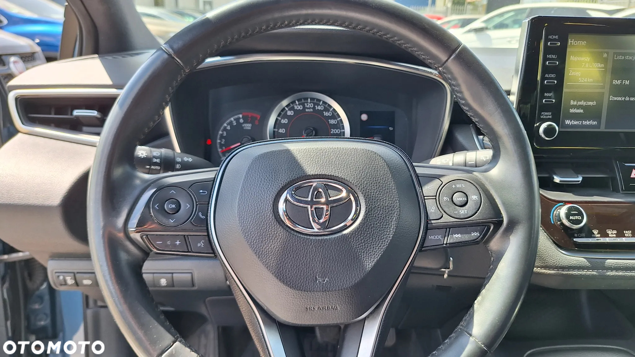 Toyota Corolla - 10