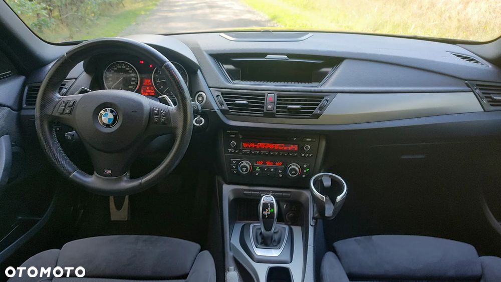 BMW X1 xDrive20i - 23