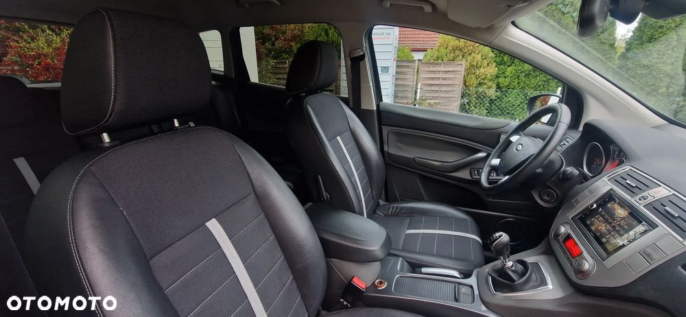 Ford Kuga 2.0 TDCi Titanium - 21