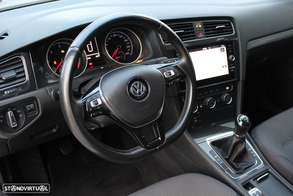 VW Golf Variant 1.6 TDi Trendline - 16