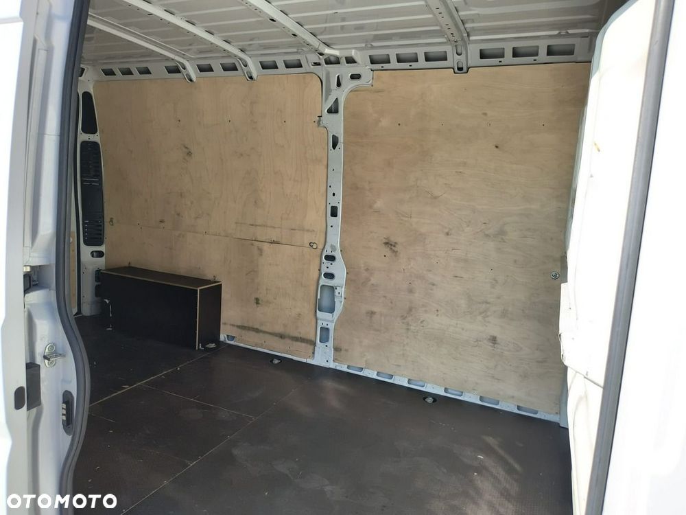 Opel Movano - 32