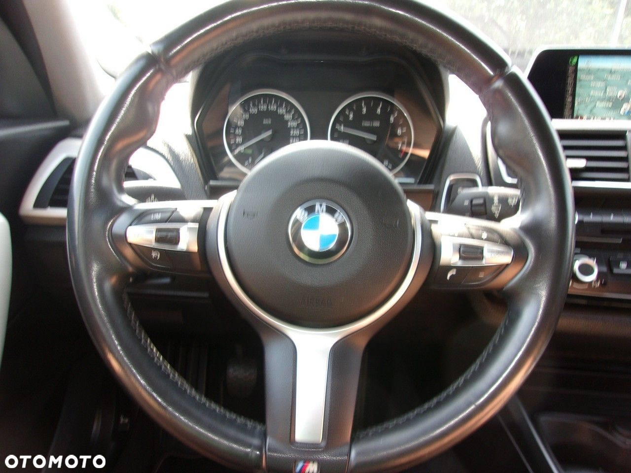 BMW Seria 1 - 17