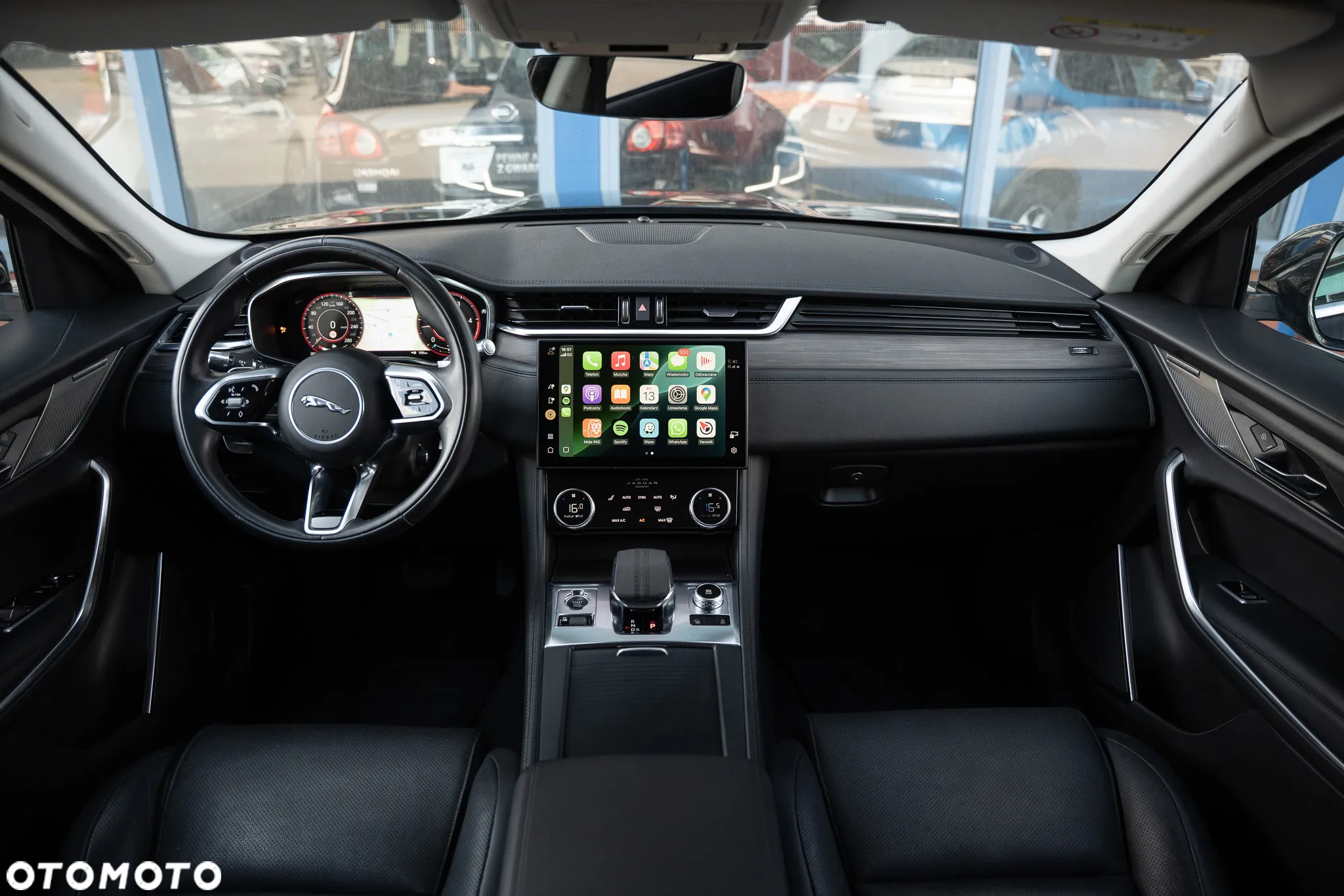 Jaguar F-Pace D200 AWD R-Dynamic HSE - 26