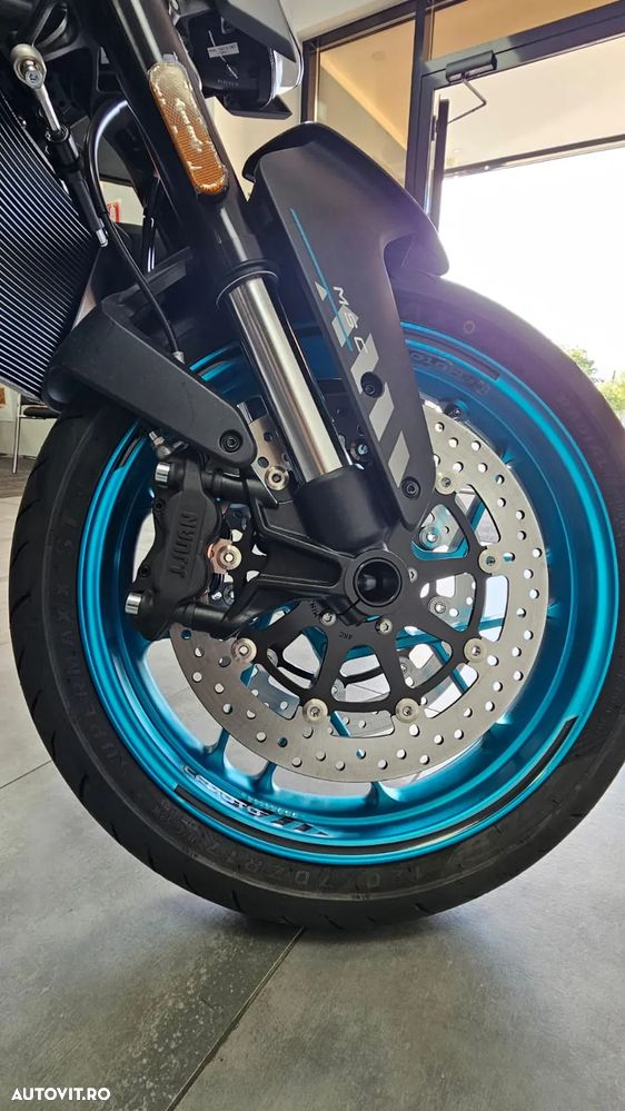 CF Moto 800 NK Advanced - 7