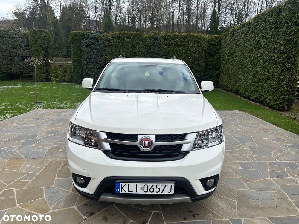 Fiat Freemont 2.0 Multijet 16V DPF Automatik Allrad Lounge - 2