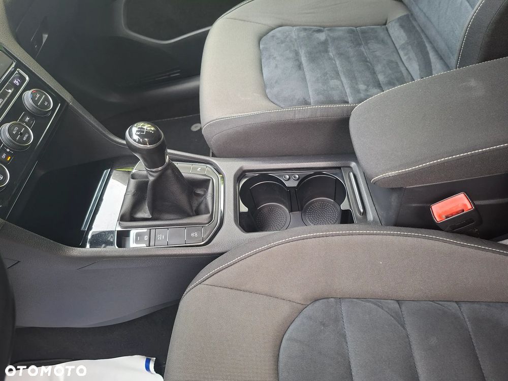 Volkswagen Golf Sportsvan SV 1.6 TDI BMT Highline - 31