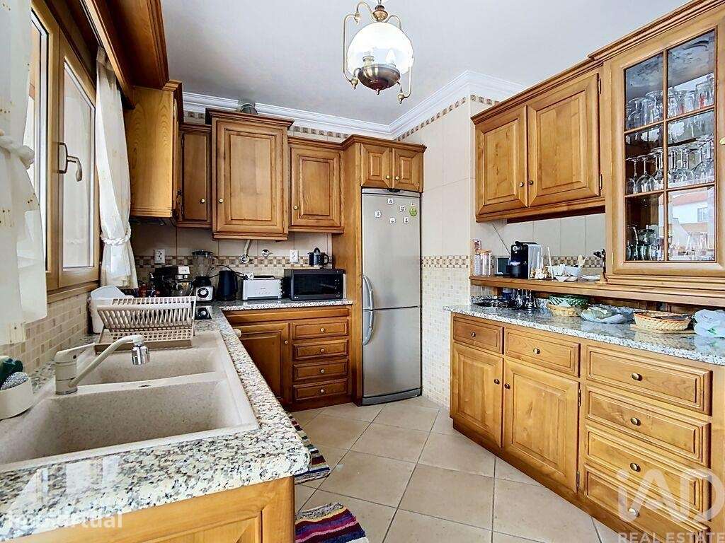 Apartamento T4 em Porto de Mós - São João Baptista e São Pedro de 125 - Grande imagem: 2/22