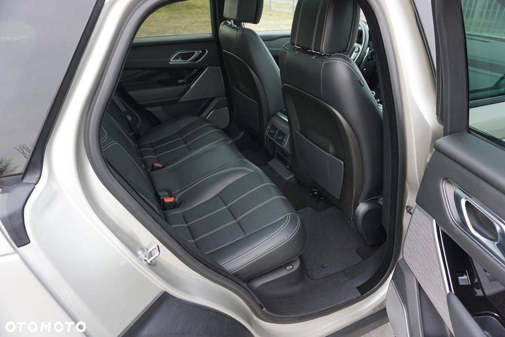 Land Rover Range Rover Velar 2.0 Si4 GPF R-Dynamic HSE - 32