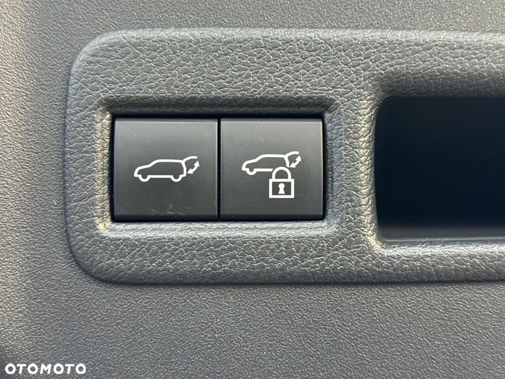 Toyota bZ4X 71.4kWh Executive - 27