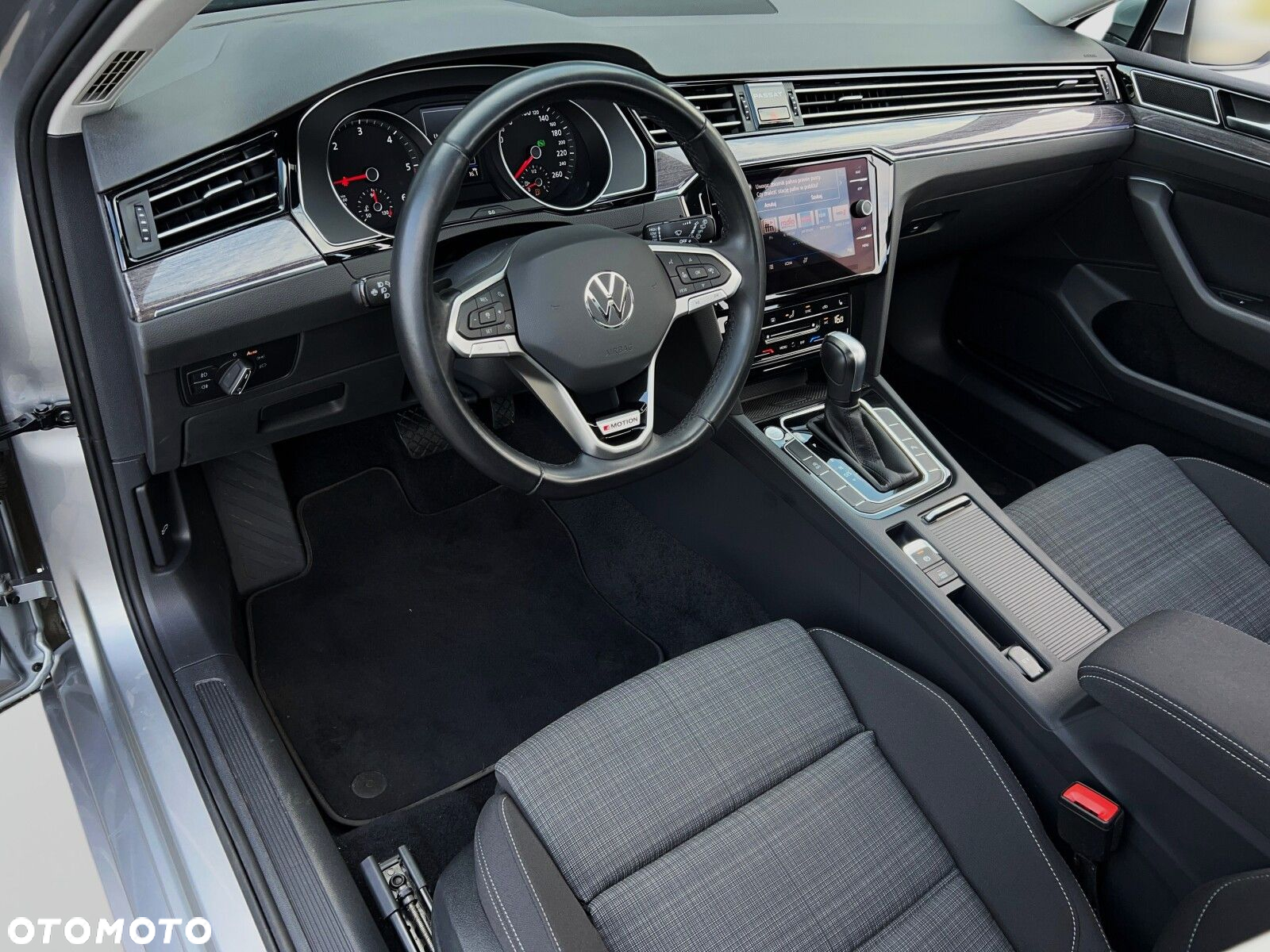 Volkswagen Passat 2.0 TDI Business DSG - 15