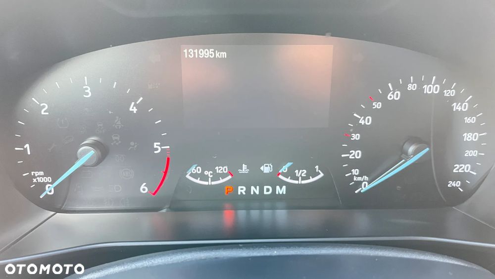 Ford Focus 2.0 EcoBlue STart-Stopp-System ST-LINE - 12
