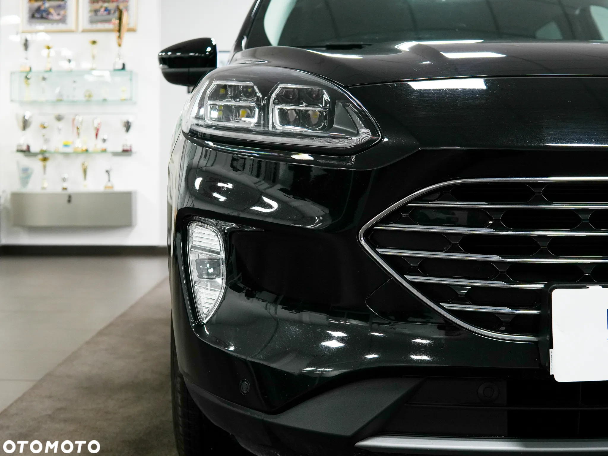 Ford Kuga - 9