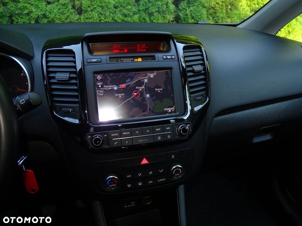 Kia Venga 1.4 CVVT Business Line - 16