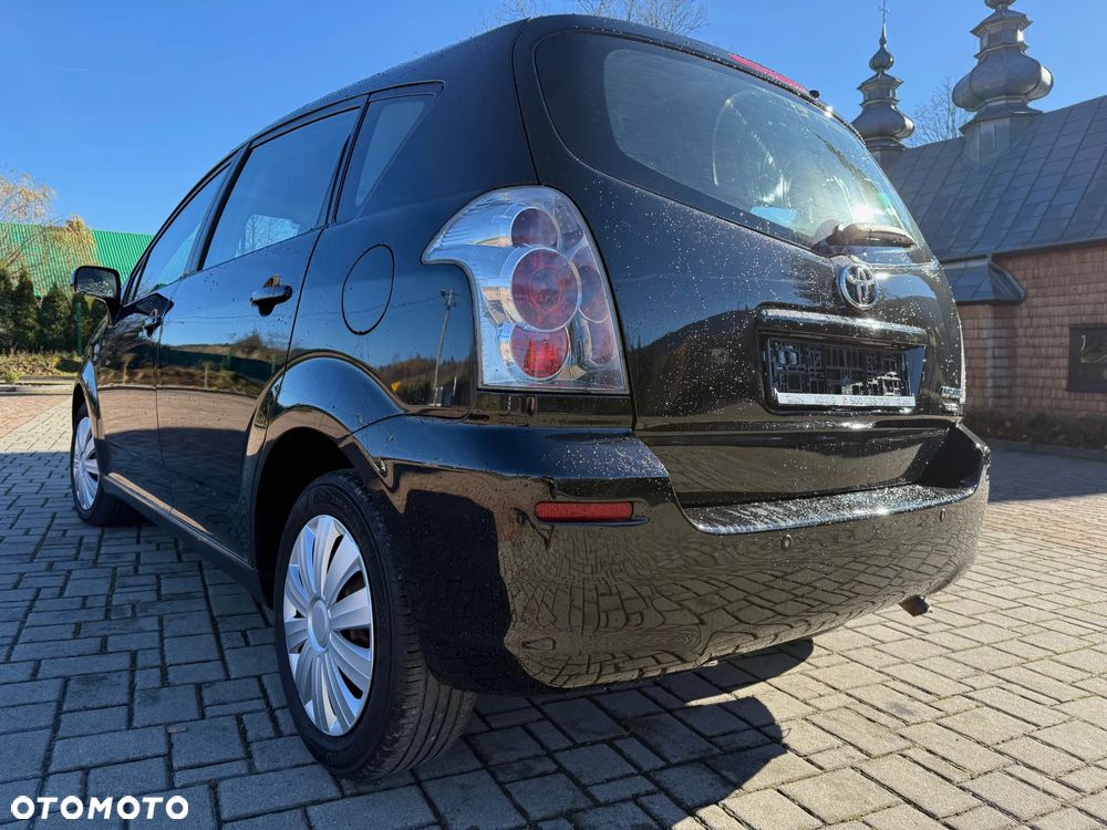 Toyota Corolla Verso 2.0 D-4D - 7