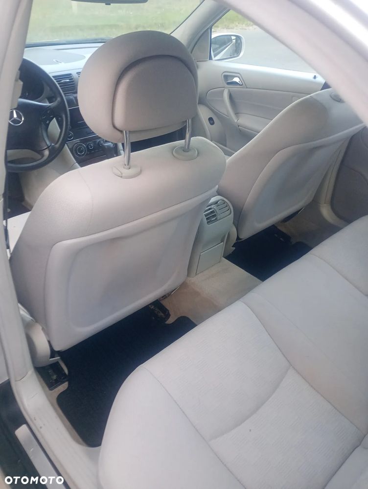 Mercedes-Benz Klasa C - 12