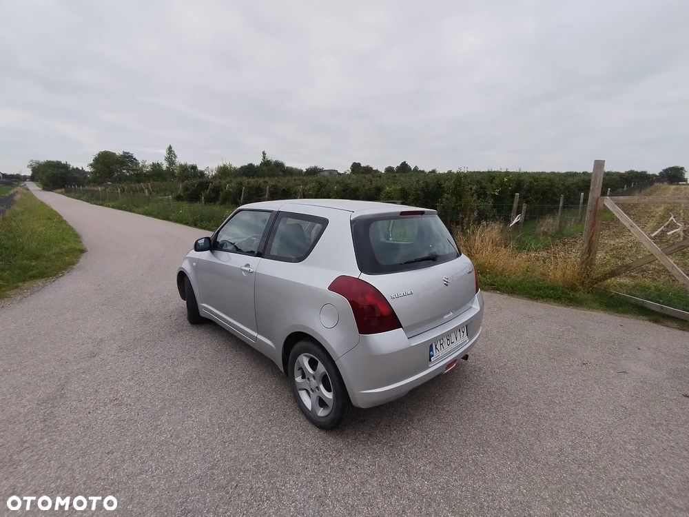 Suzuki Swift 1.3 Comfort - 8