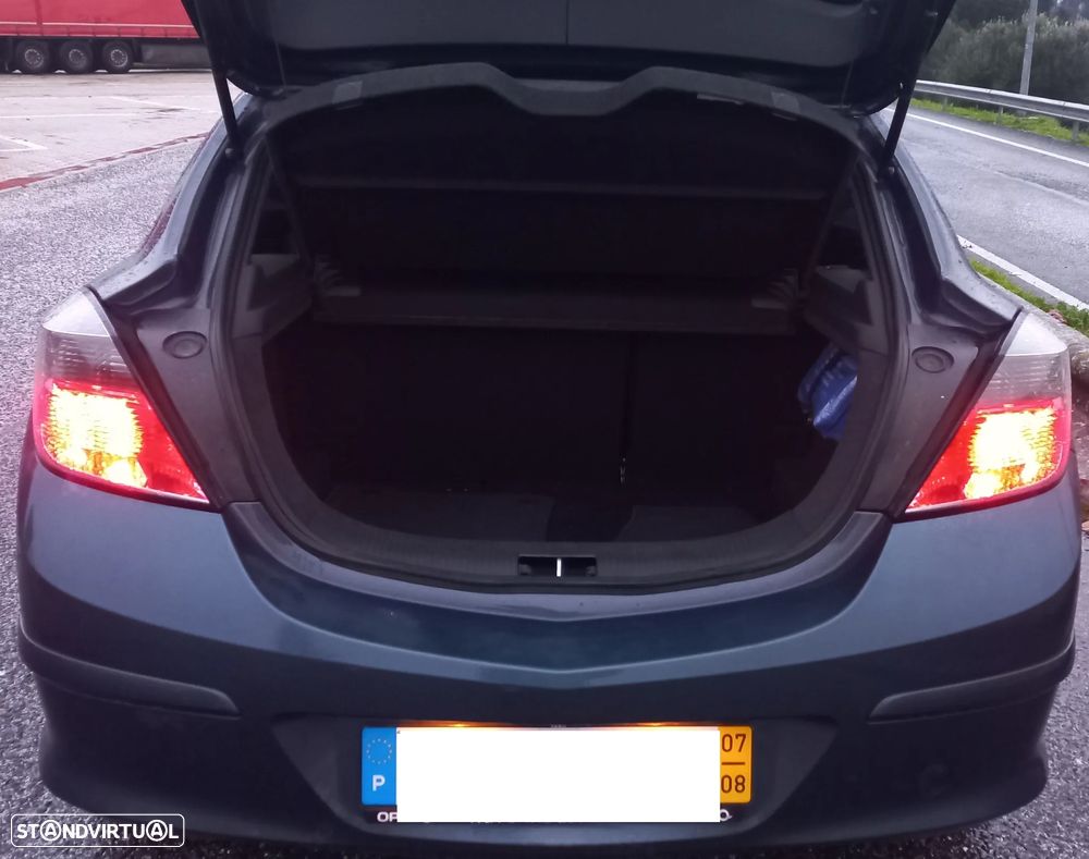 Opel Astra GTC 1.7 CDTi - 16