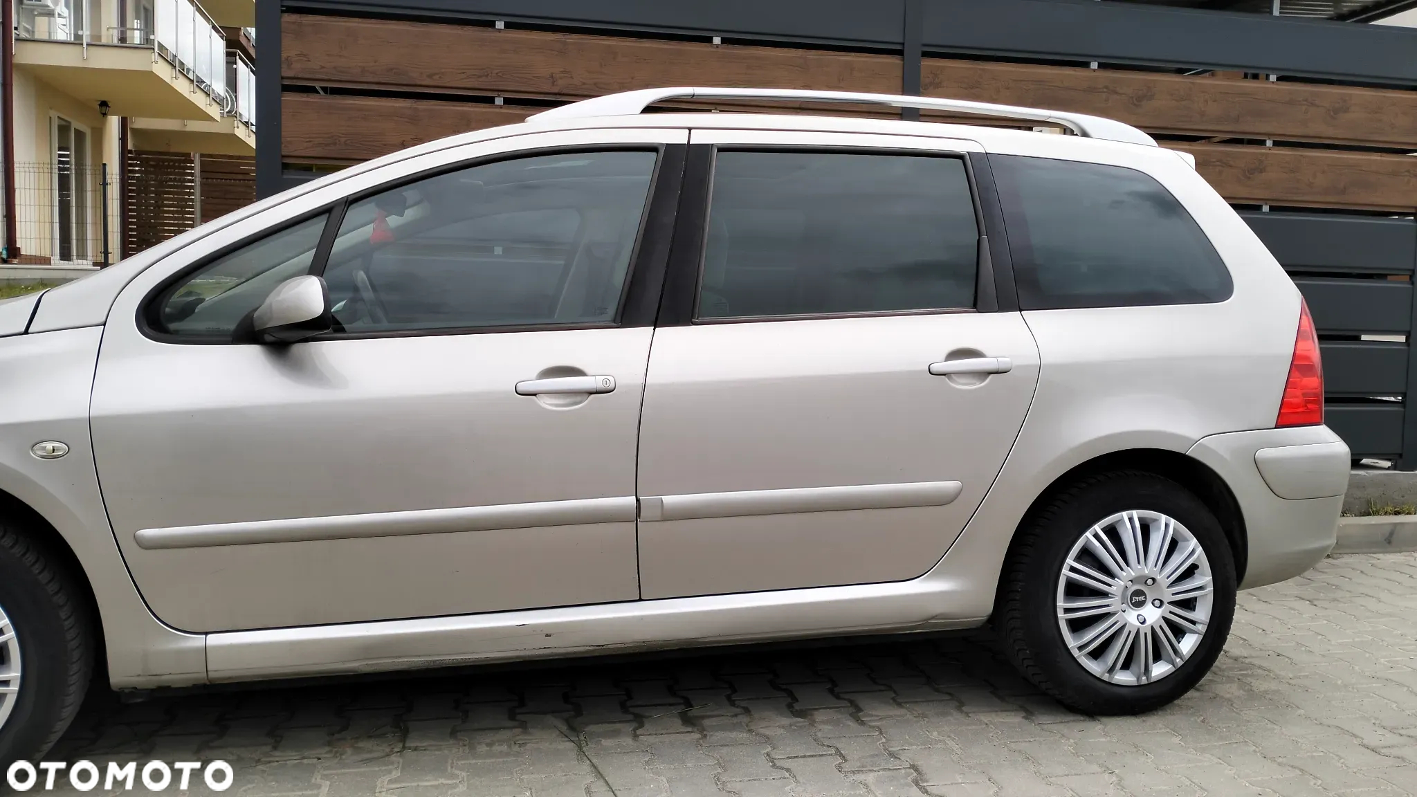 Peugeot 307 110 Automatik Premium - 3