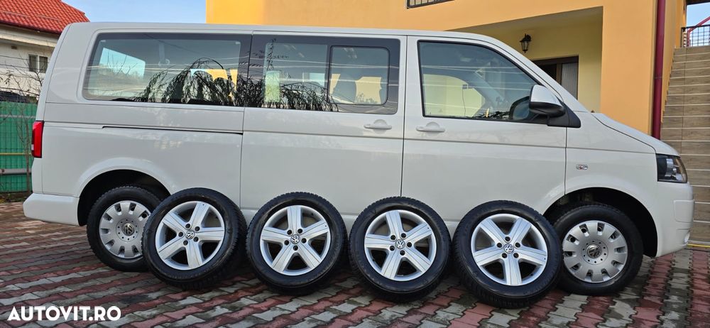 Volkswagen Caravelle - 5
