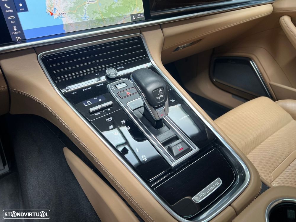 Porsche Panamera - 15