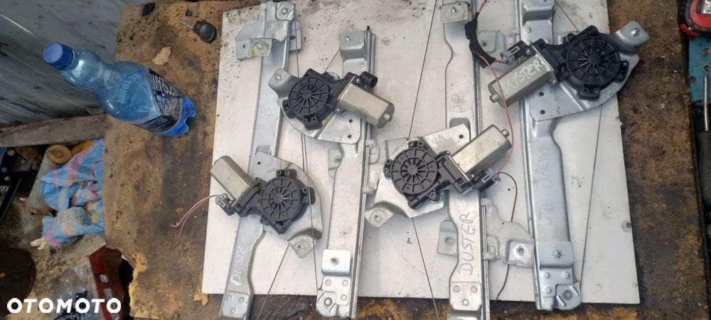 DACIA DUSTER I podnośnik szyb przód tył prawy lewy - 1