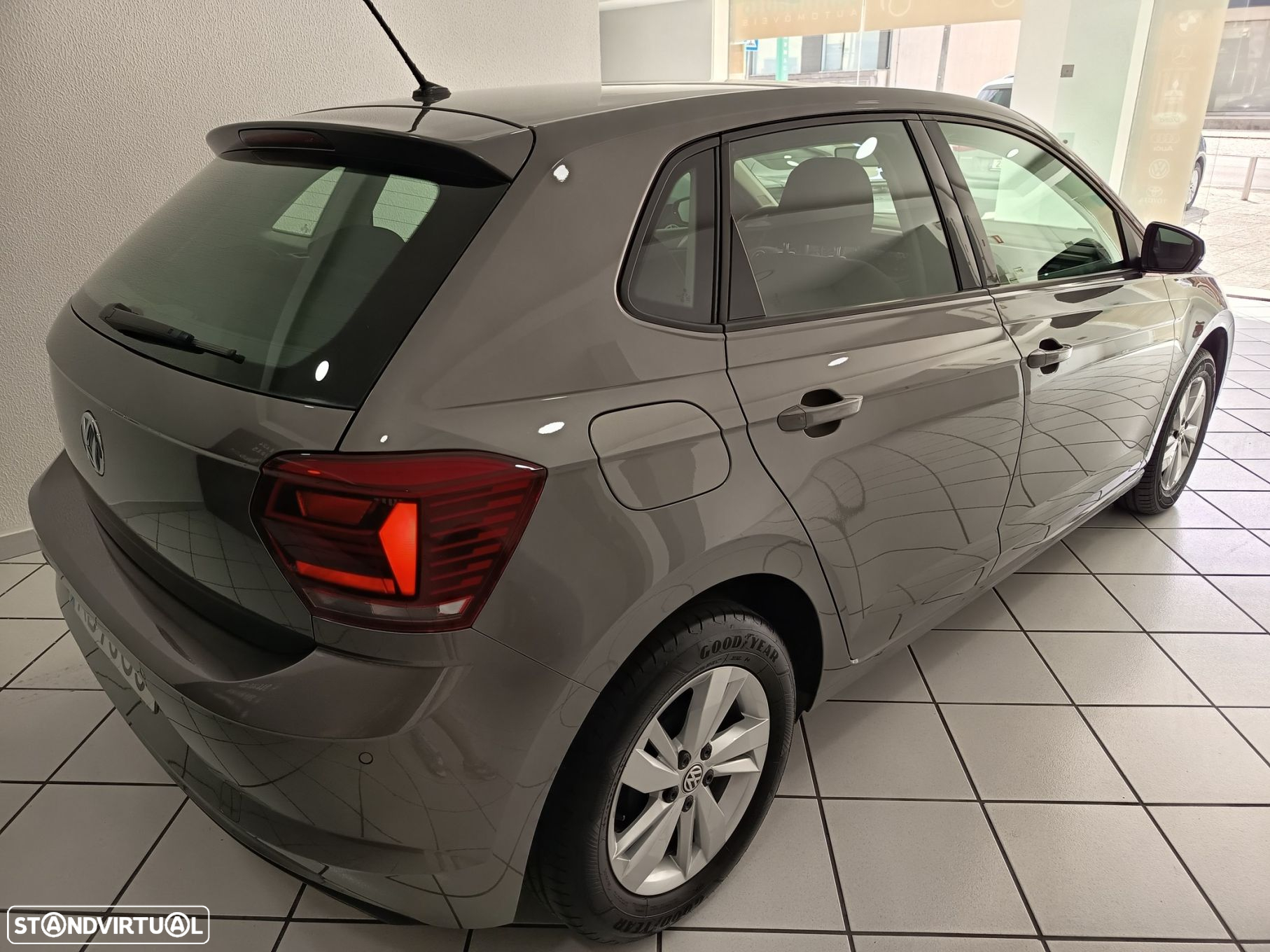 VW Polo 1.0 TSI Confortline - 10