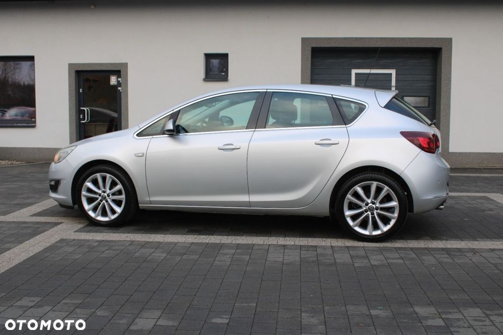Opel Astra - 4