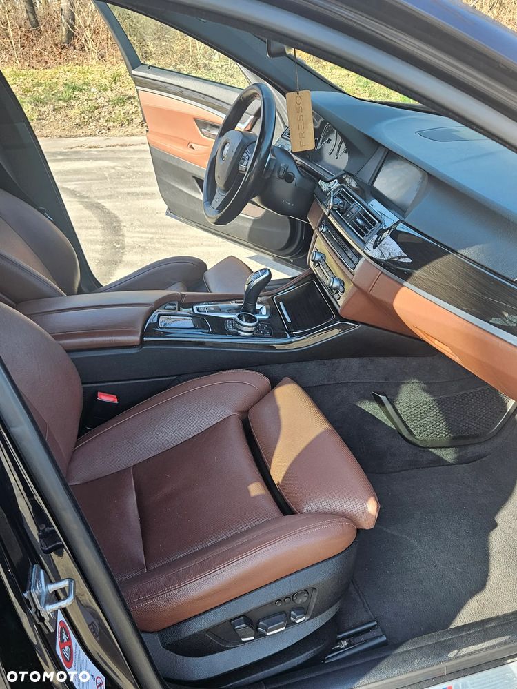 BMW Seria 5 535d xDrive - 26