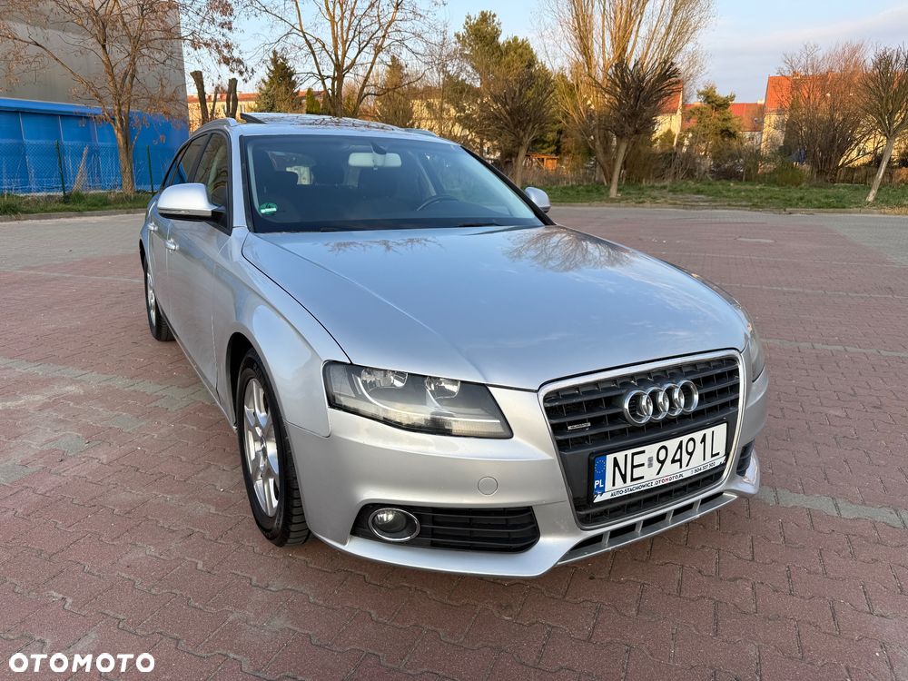Audi A4 Avant - 4