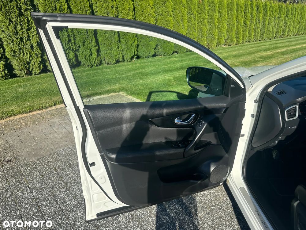 Nissan Qashqai 1.6 DIG-T TEKNA+ - 14