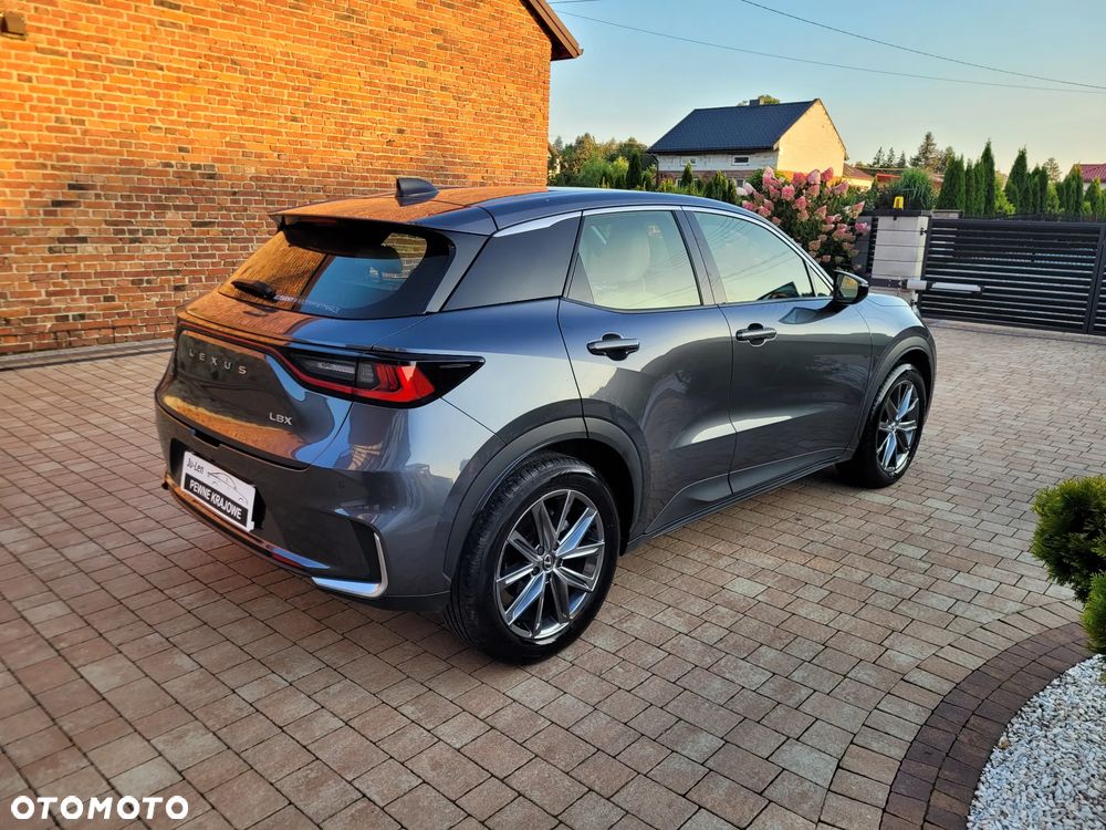 Lexus LBX 1.5 Hybrid Elegant - 11