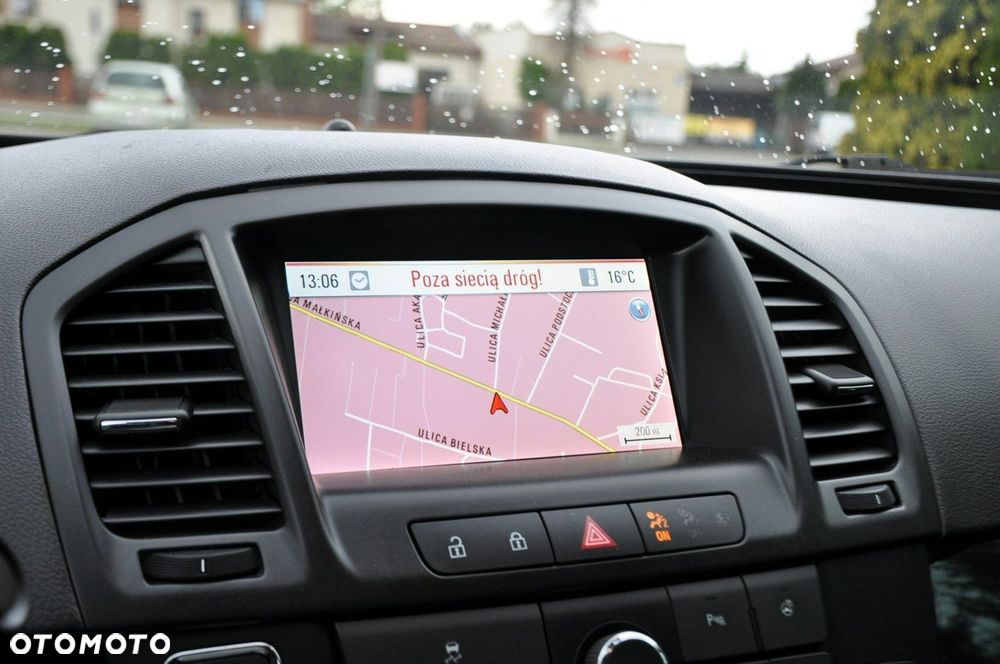 Opel Insignia - 30