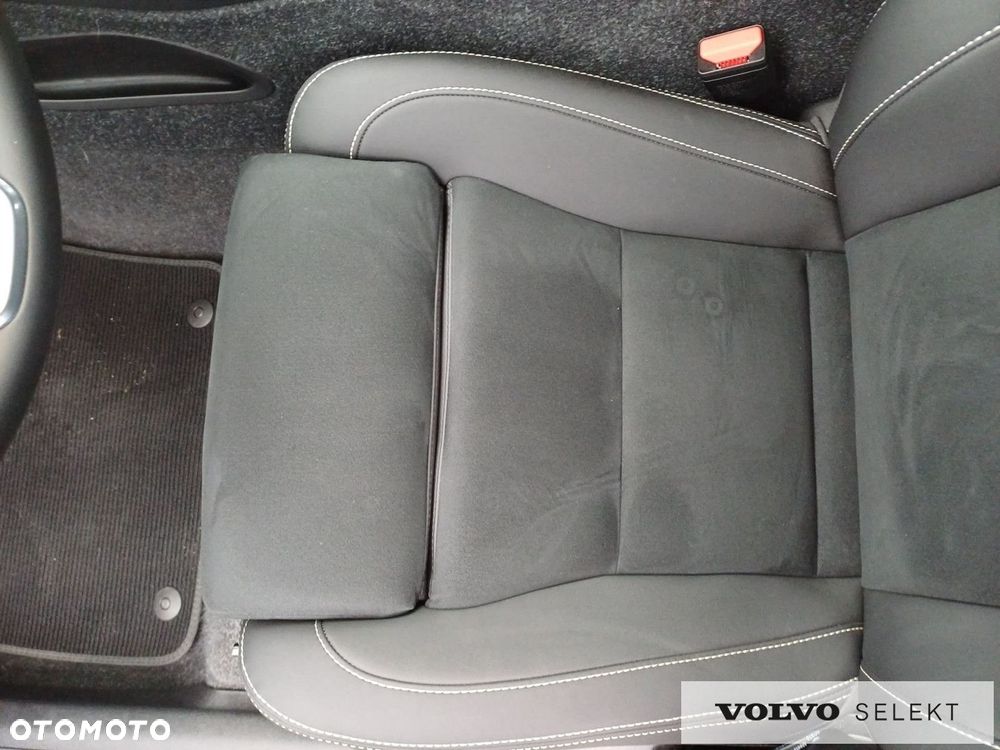 Volvo XC 40 - 13