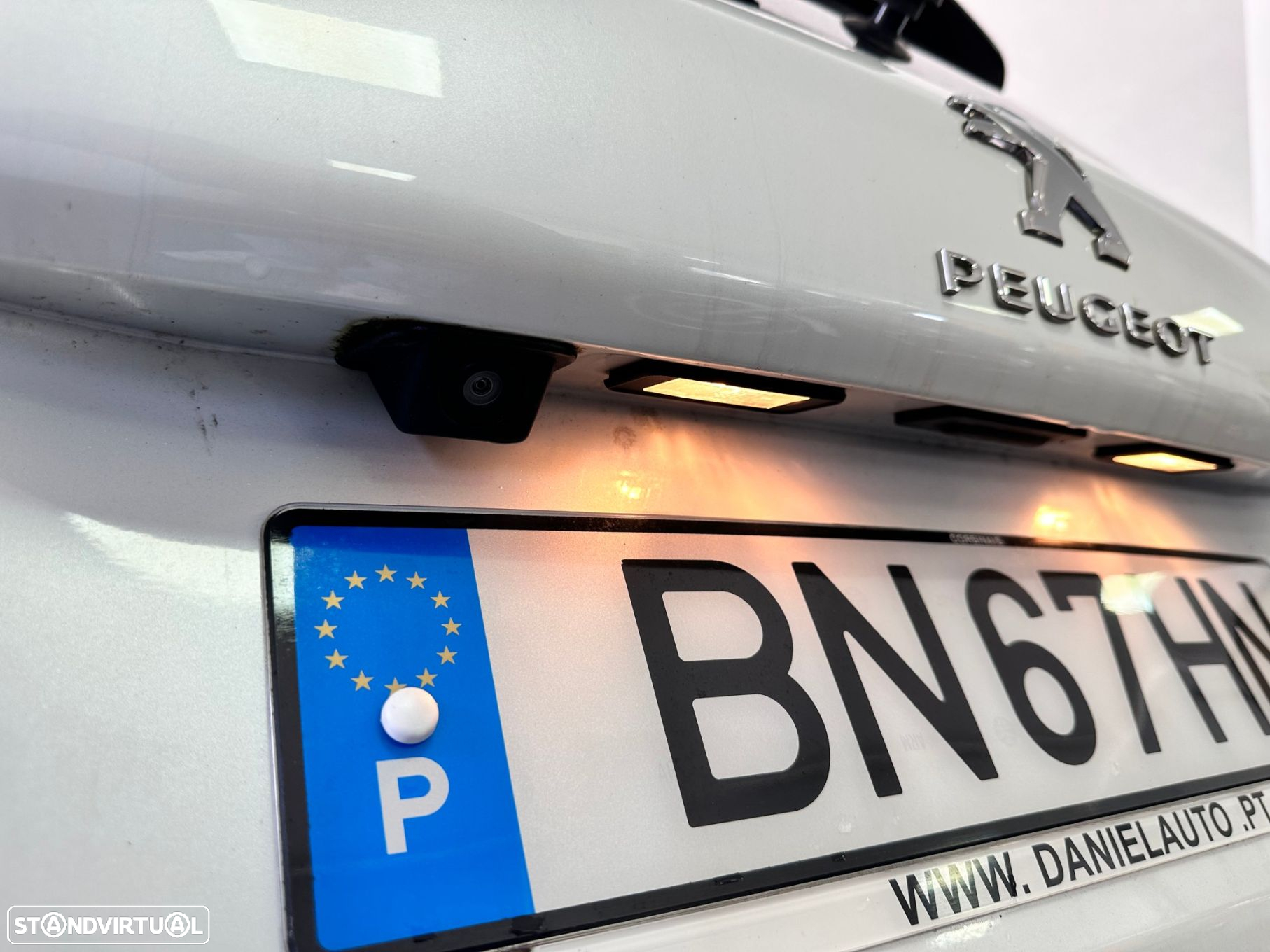 Peugeot 2008 1.2 PureTech Style - 33