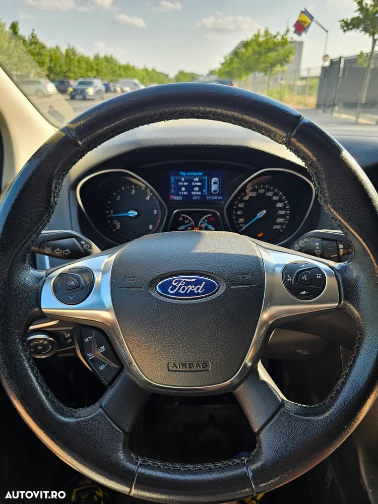 FORD Focus 2013 — imagine 7