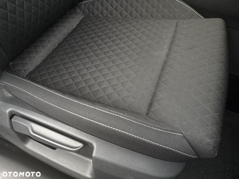 Skoda Superb 1.5 TSI Ambition DSG - 25